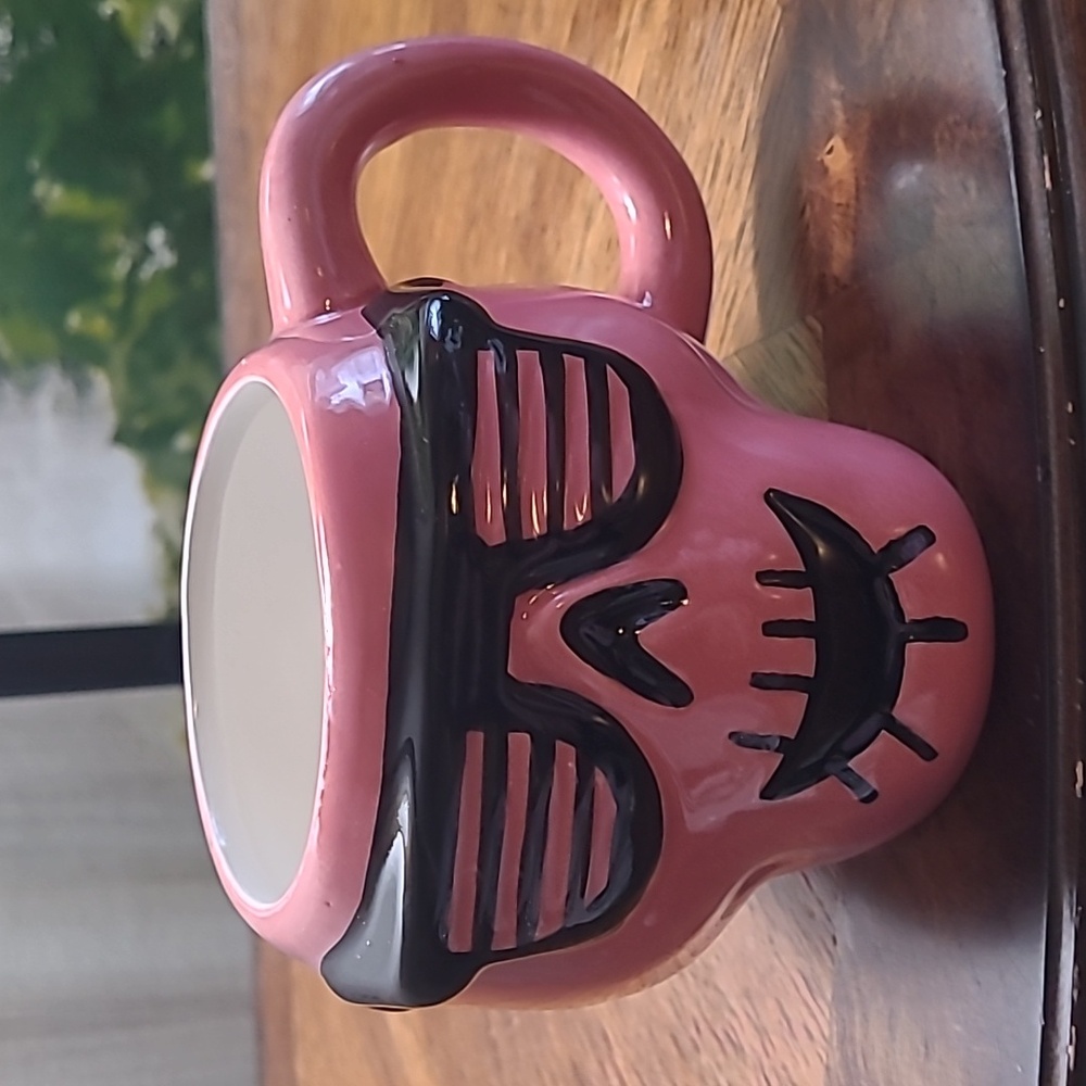 New with tags! Hyde & Eek Halloween Pink Skull Mug with handle